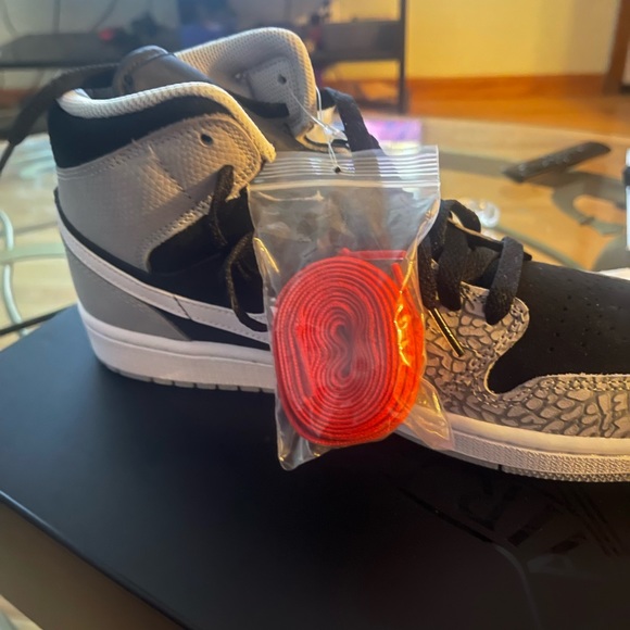 SOLD - Picture 4 of 5